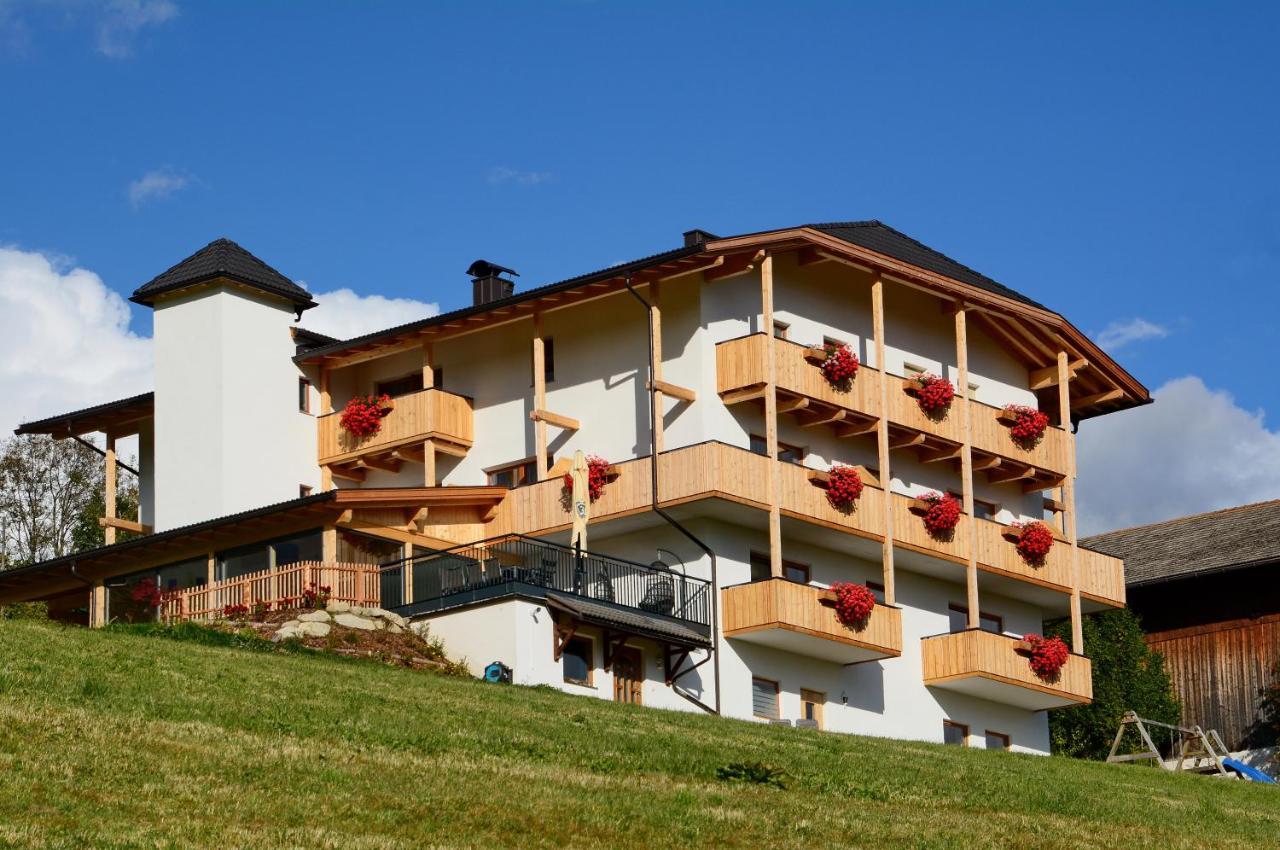 Hotel Pfeiferhof Maranza Bagian luar foto
