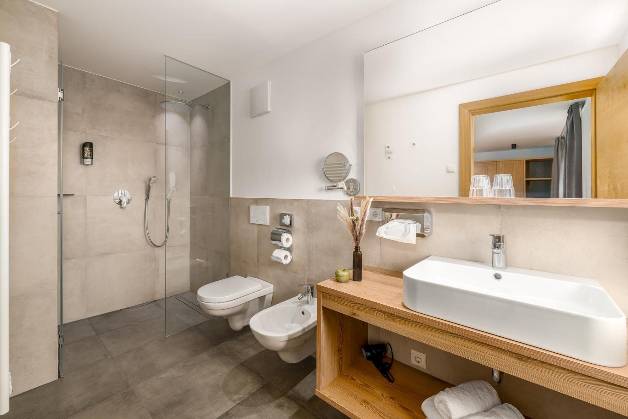Hotel Pfeiferhof Maranza Bagian luar foto